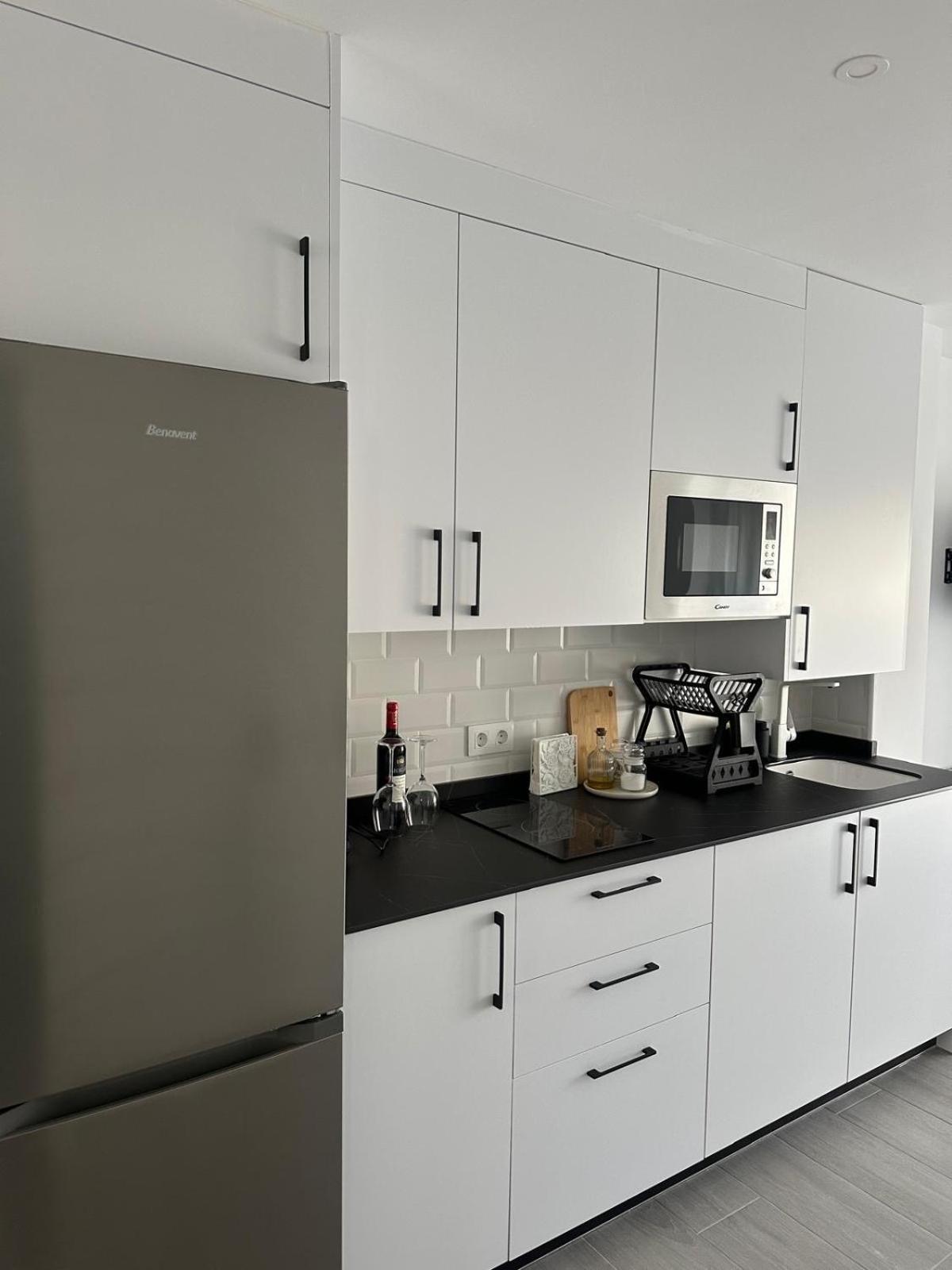 Apartamento Maui Beach En El Palo Малага Екстер'єр фото