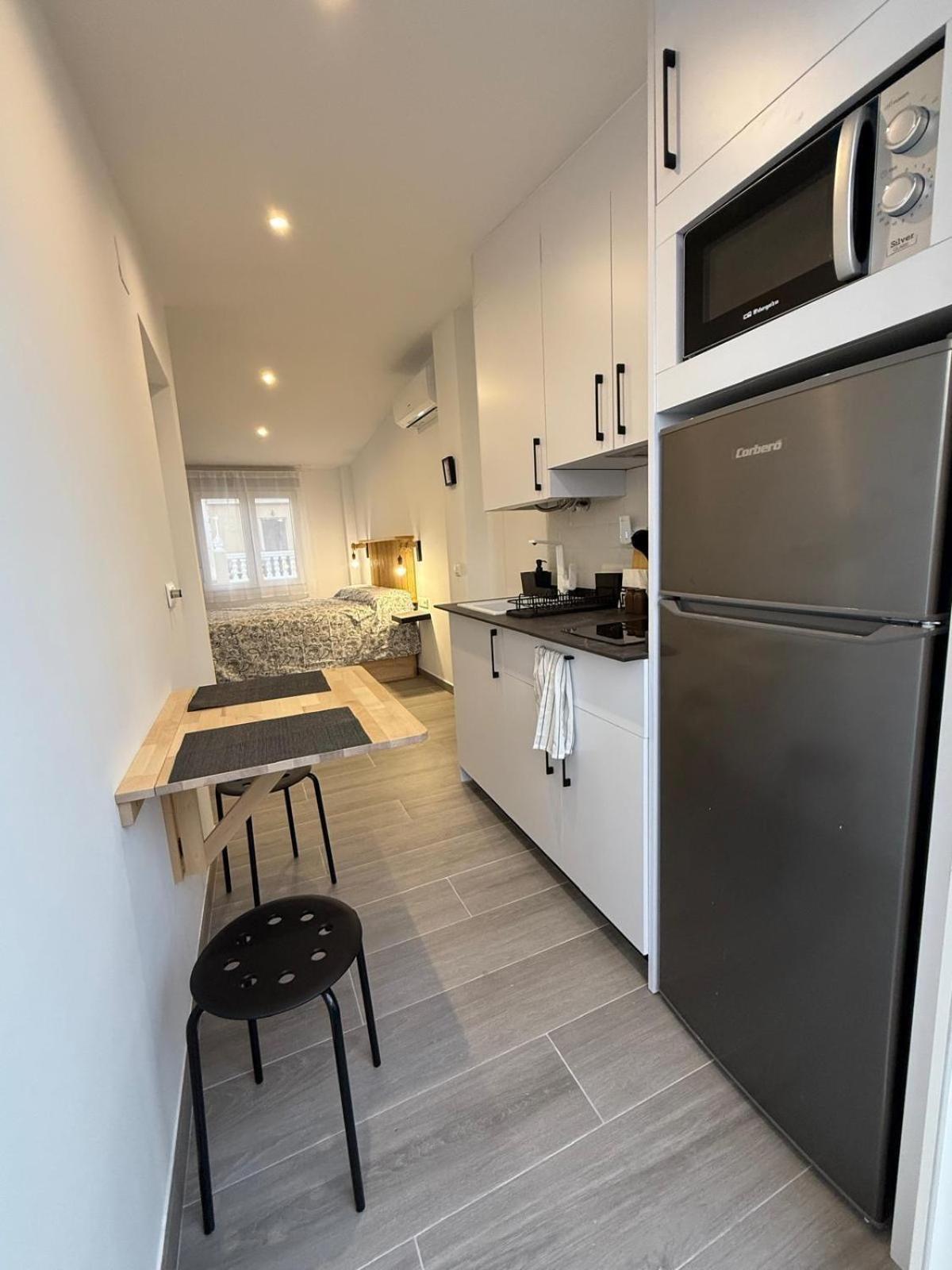 Apartamento Maui Beach En El Palo Малага Екстер'єр фото
